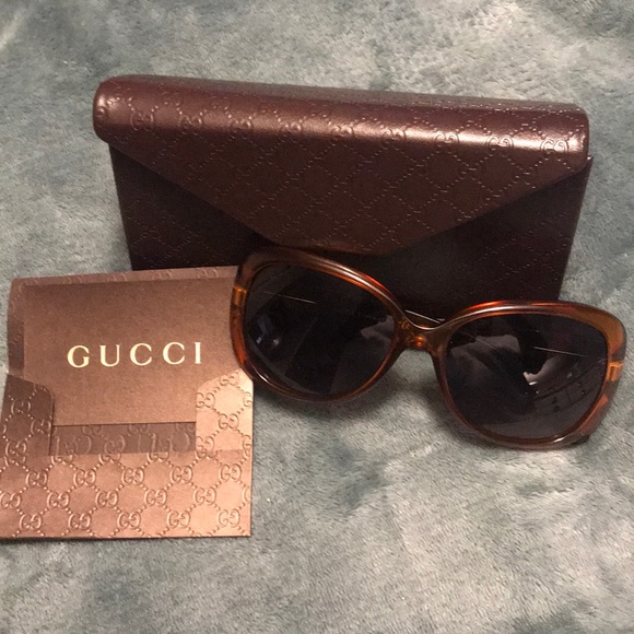 Gucci sunglasses BRAND NEW